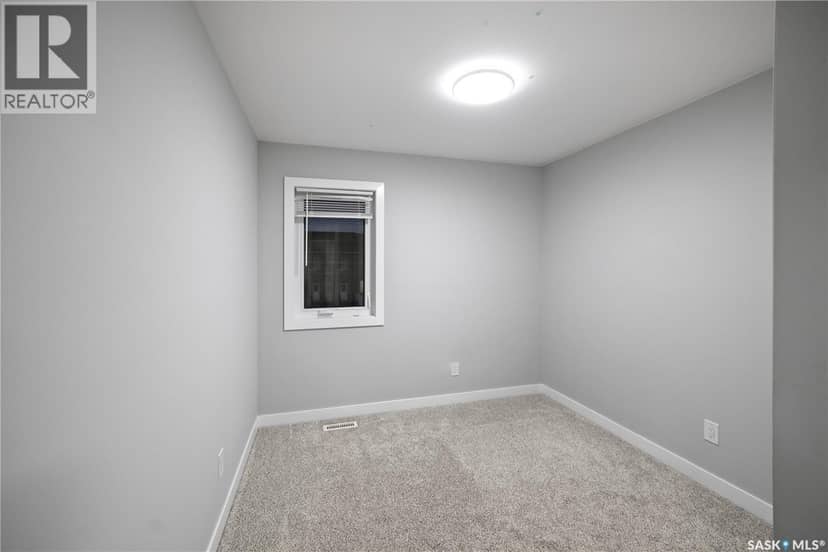 5612 Gilbert CRESCENT — photo 20 of 37