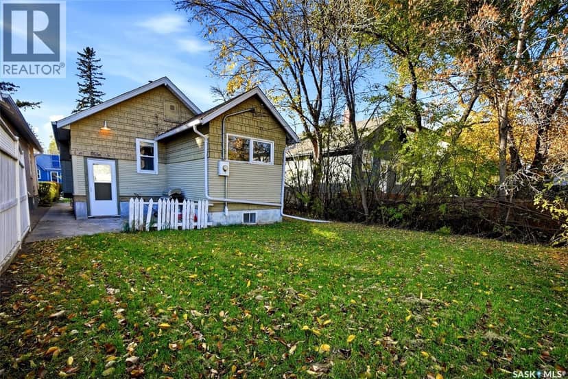 3129 Retallack STREET — photo 26 of 27