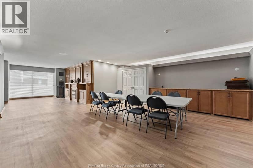 75 RIVERSIDE DRIVE East Unit# 1504 — photo 39 of 40