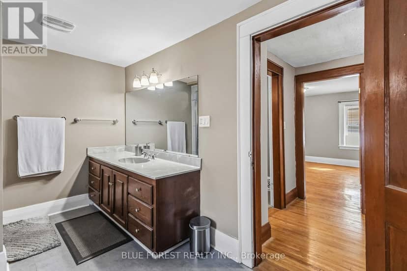 1228 Richmond Street — photo 16 of 40