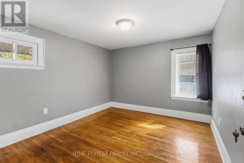 1228 Richmond Street — photo 18 of 40