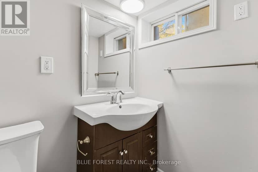 1228 Richmond Street — photo 31 of 40