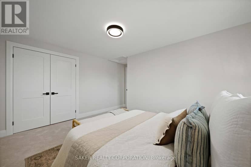 33 - 355 Sandringham Crescent — photo 24 of 32