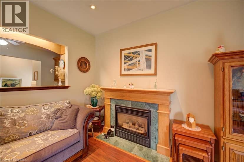 83 EVELYN Street — photo 11 of 40