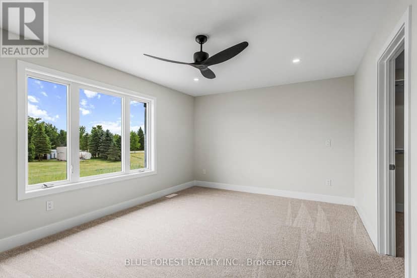251 McTavish Street — photo 24 of 40