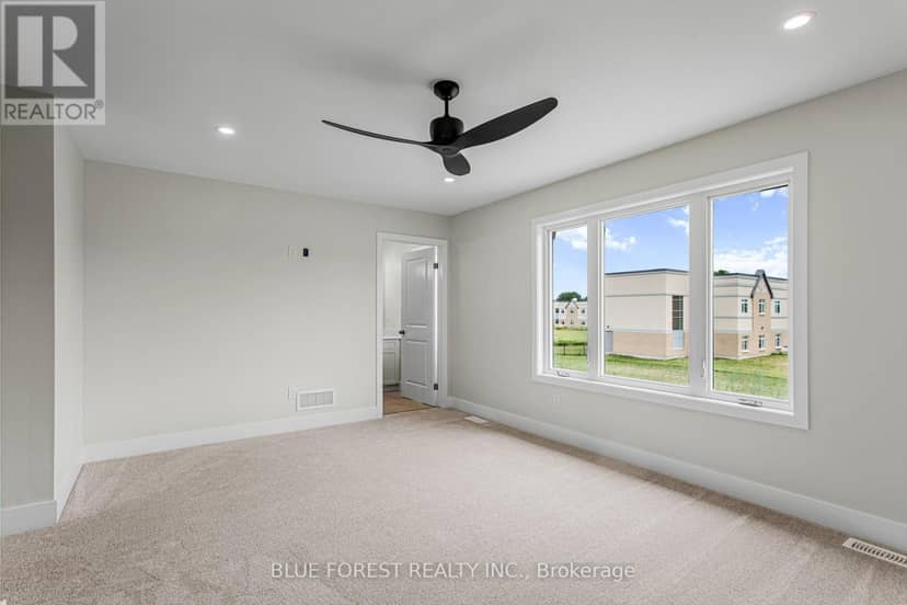 251 McTavish Street — photo 25 of 40