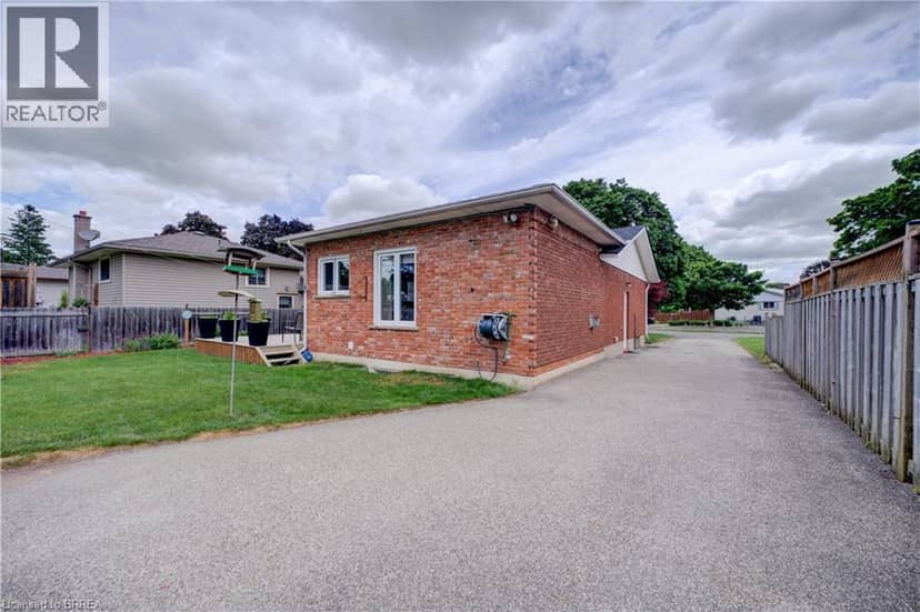 83 EVELYN Street — photo 39 of 40
