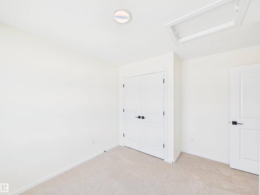 1092 McLeod Av — photo 35 of 40