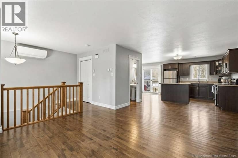 196 Lorette Street, Dieppe, photo 3