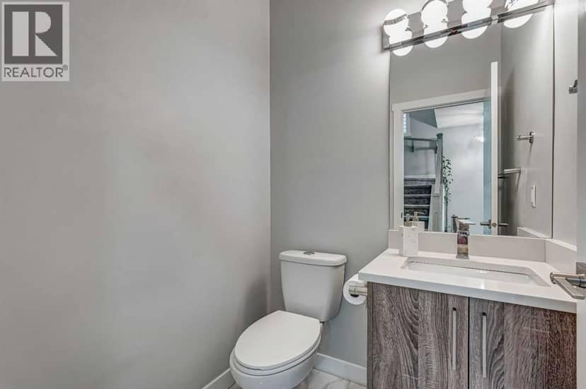 349 Corner Meadows Way NE, Calgary, photo 3