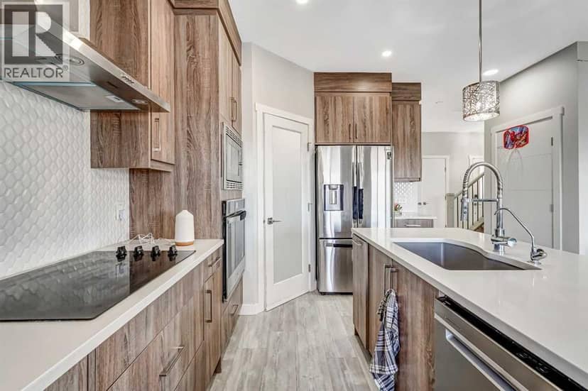 349 Corner Meadows Way NE, Calgary, photo 6