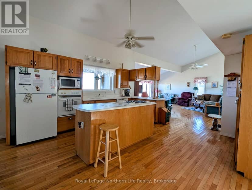 501182 Berry Road — photo 13 of 35
