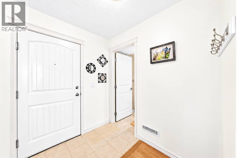 3312, 115 Prestwick Villas SE, Calgary, photo 2