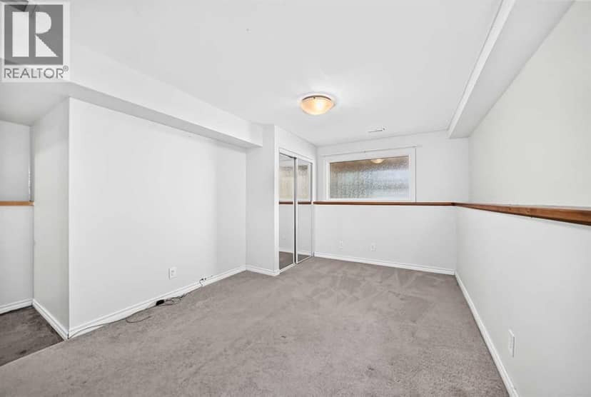 7312 36 Avenue NW — photo 39 of 40