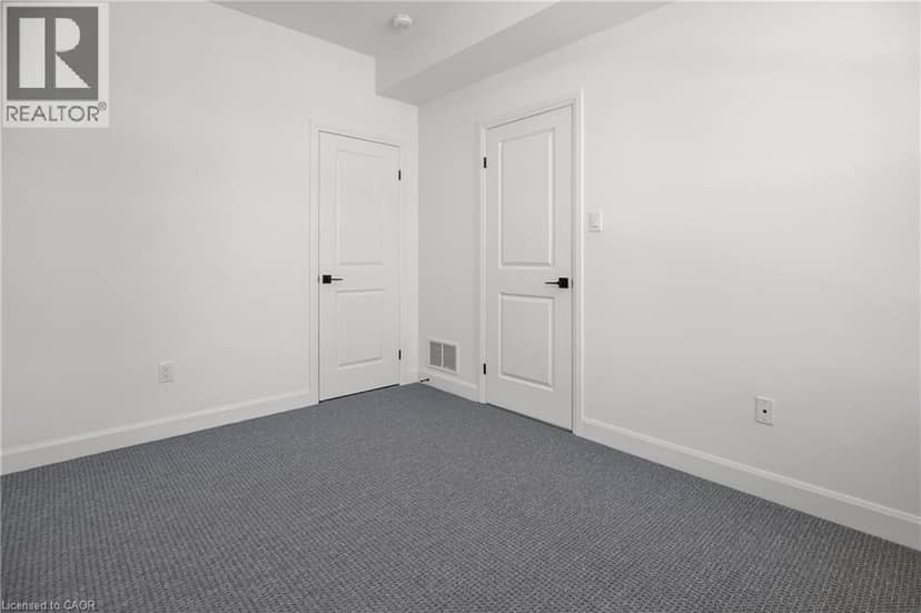 26 BEACHWALK Crescent — photo 10 of 40