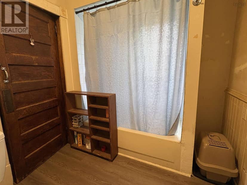 143 MacKay Street — photo 6 of 21