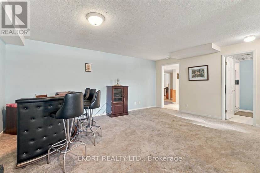 81 Parkview Heights — photo 25 of 39