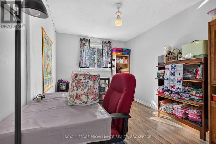 464 Henrietta Street — photo 18 of 38