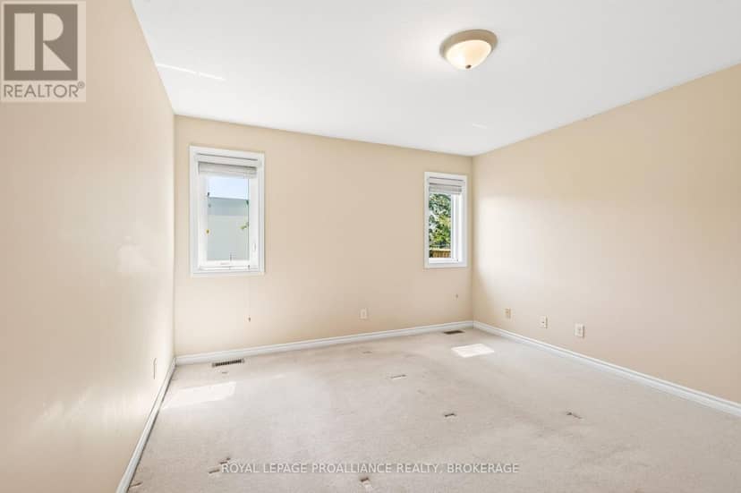1097 Crossfield Avenue — photo 28 of 40