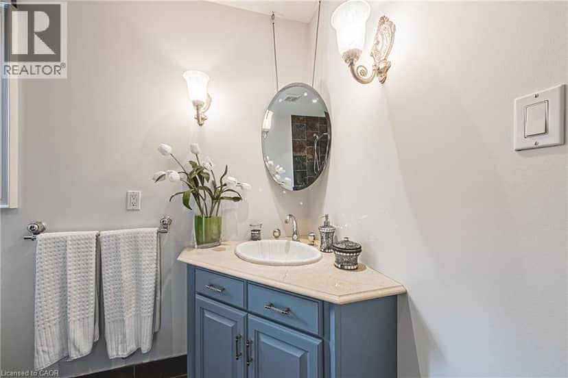 712 HIGHVALLEY Road — photo 31 of 40