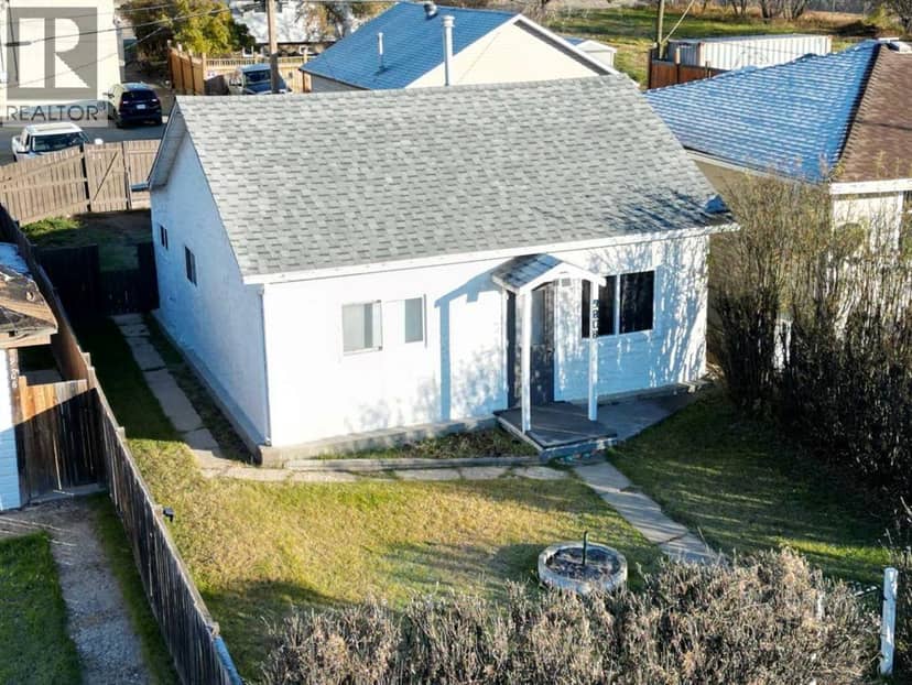 9808 97 Avenue, Peace River
