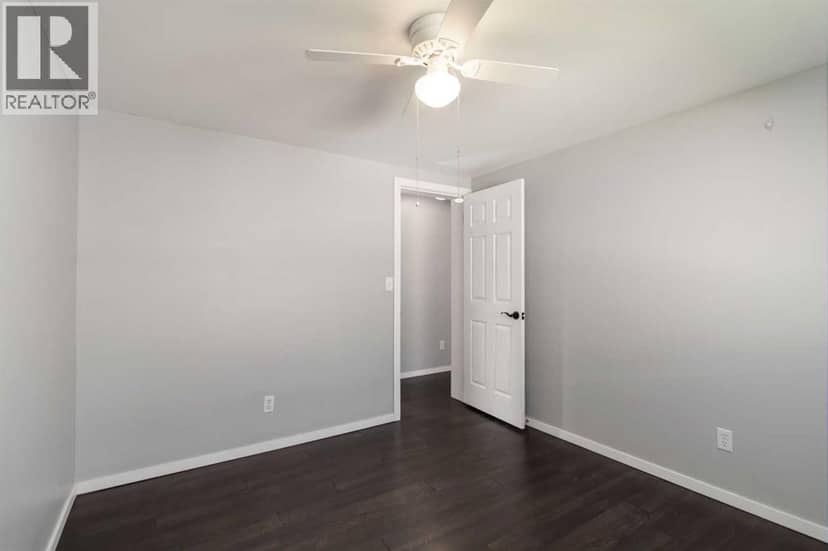 180 Greenbriar Bay — photo 19 of 39