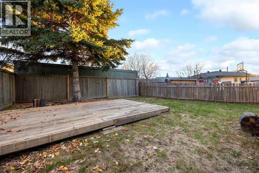 276 Cochrane Crescent — photo 29 of 33
