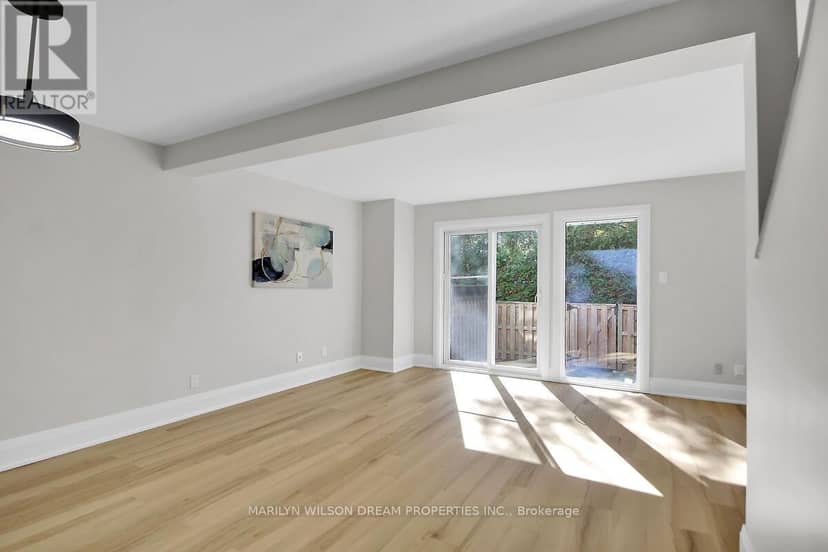 136 Bentbrook Crescent — photo 7 of 40