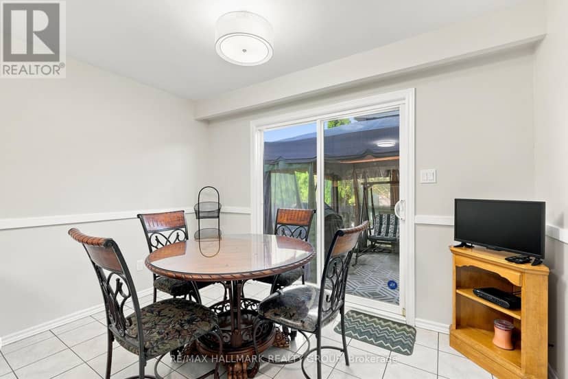 609 Tourelle Drive — photo 13 of 37