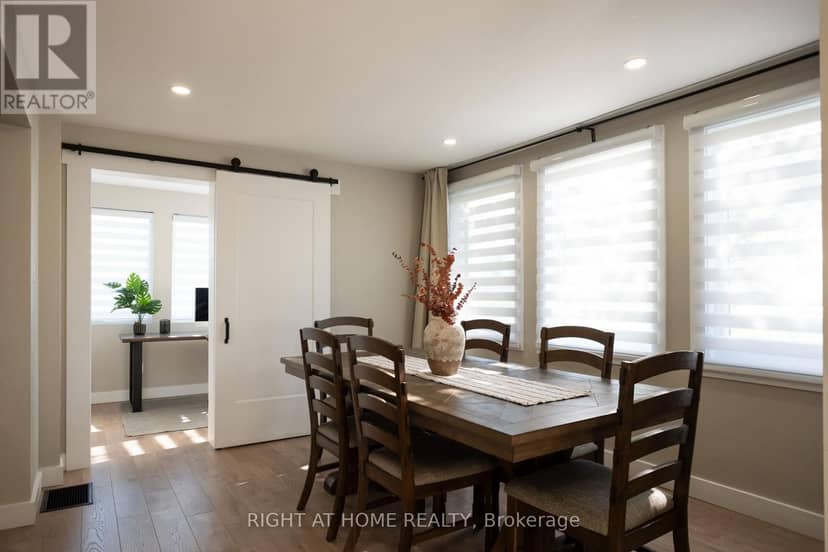 5 Stadaconna Street — photo 17 of 31