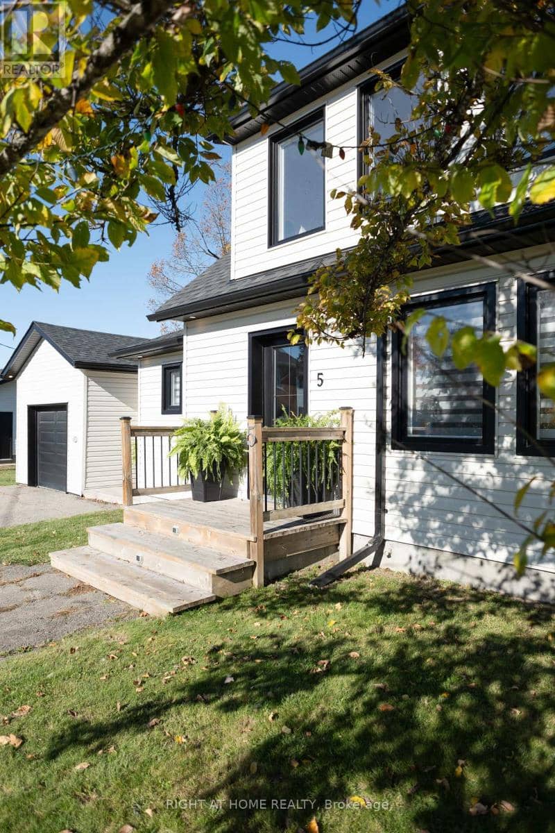 5 Stadaconna Street, McNab/Braeside, photo 3