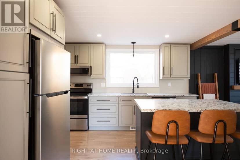 5 Stadaconna Street — photo 9 of 31