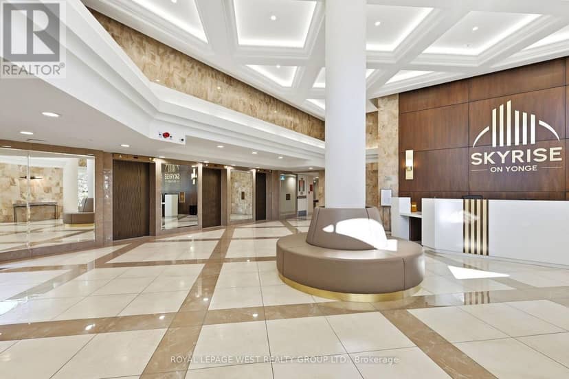 904 - 7300 Yonge Street, Vaughan, photo 2