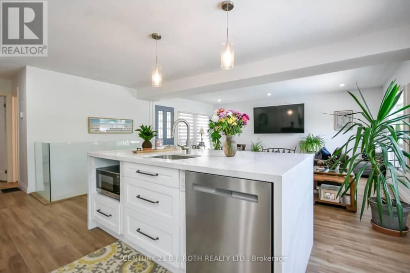 7 Wesley Street — photo 20 of 40