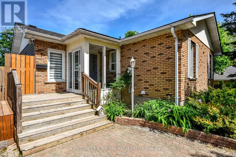 7 Wesley Street, Barrie, photo 3