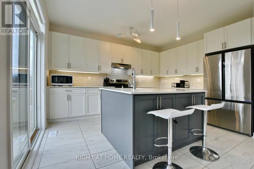 94 Kirby Avenue — photo 13 of 36