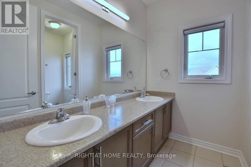94 Kirby Avenue — photo 21 of 36