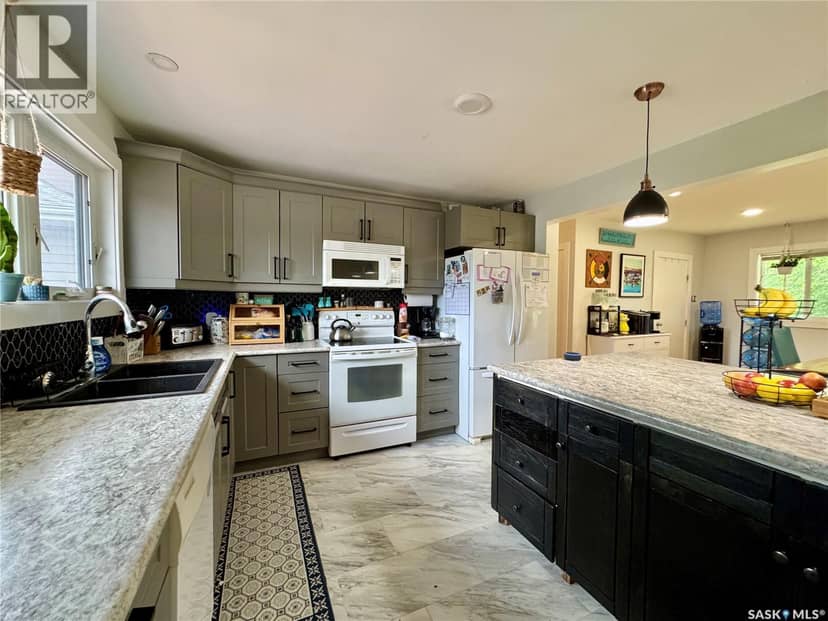 19 Logan CRESCENT W, Yorkton, photo 4