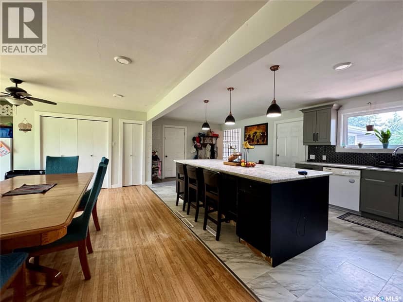 19 Logan CRESCENT W, Yorkton, photo 8