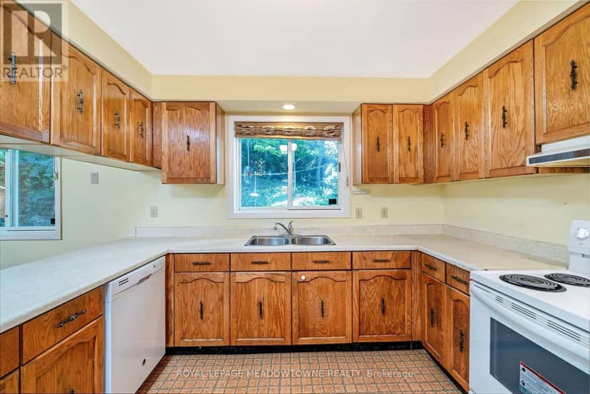 12 Mullen Place — photo 13 of 39