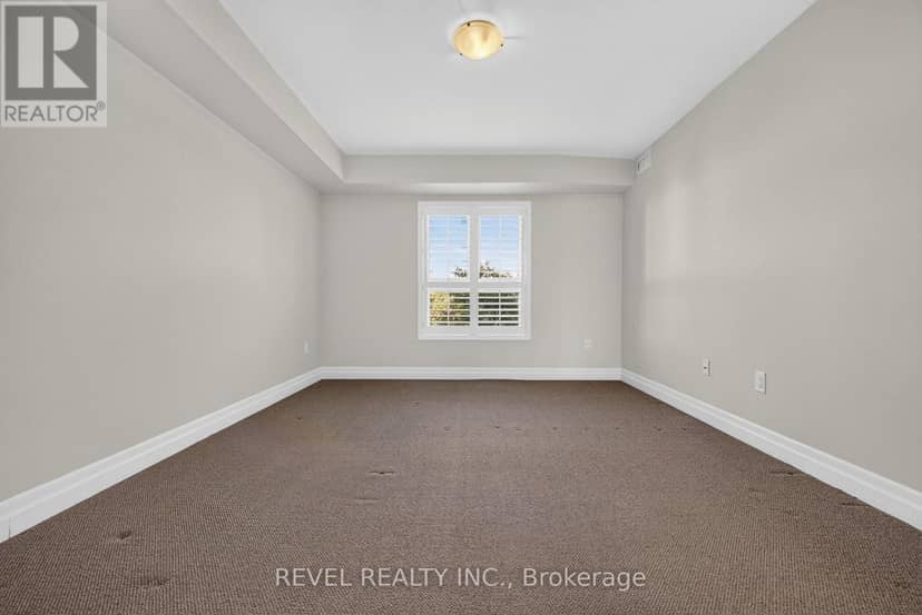 209 - 1045 Nadalin Heights — photo 16 of 36