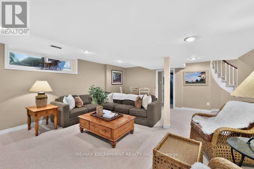 126 Wanita Road — photo 31 of 40
