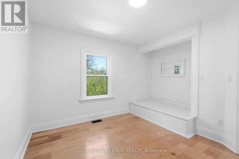 6123 Guelph Line — photo 28 of 40