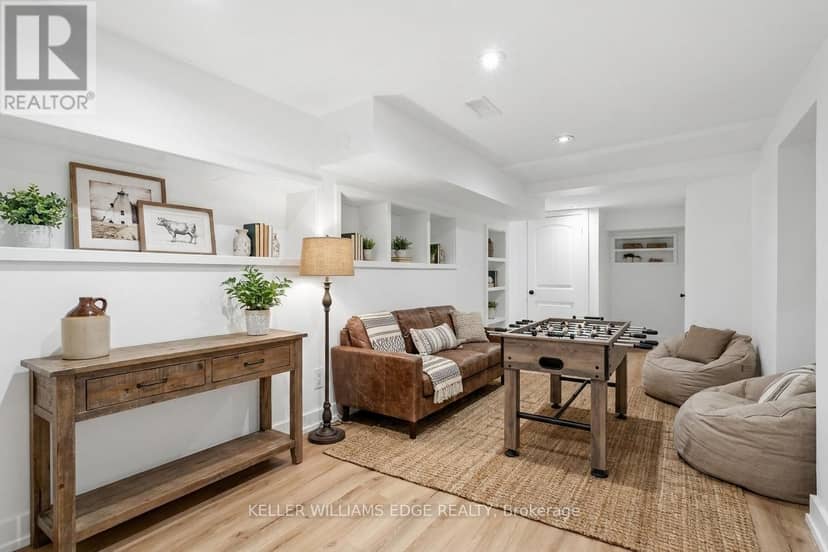 6123 Guelph Line — photo 36 of 40