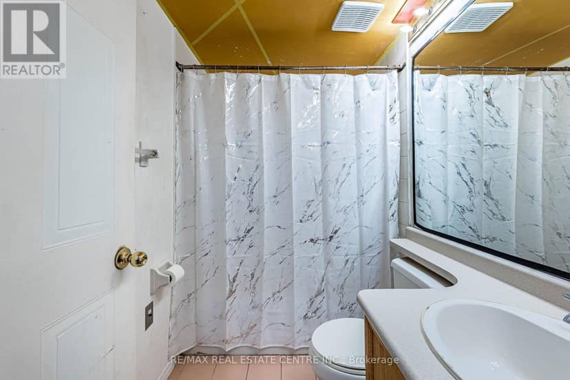 101 - 8351 McLaughlin Road S — photo 22 of 36