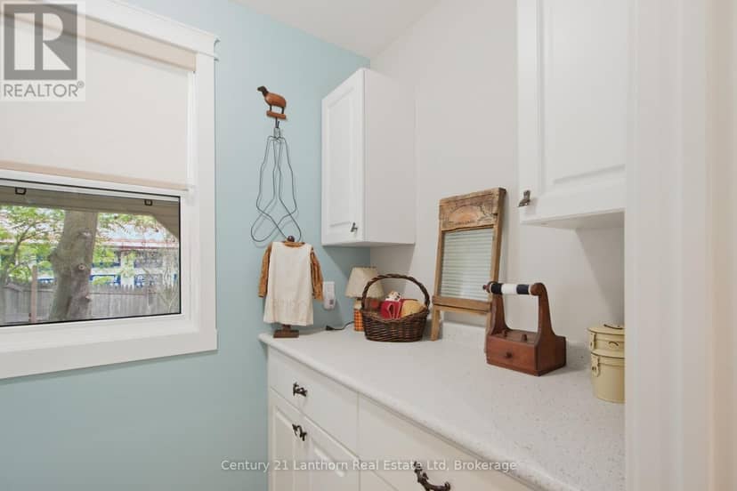 537 Catchmore Road — photo 30 of 40