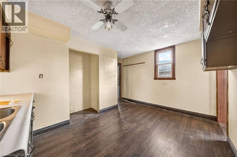 439 ALICE Avenue, Kitchener, photo 8