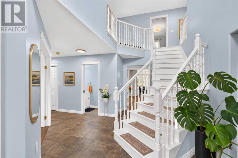 31 Sidmount Avenue — photo 12 of 40