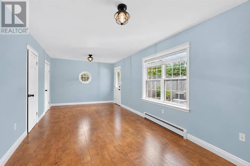 31 Sidmount Avenue — photo 26 of 40