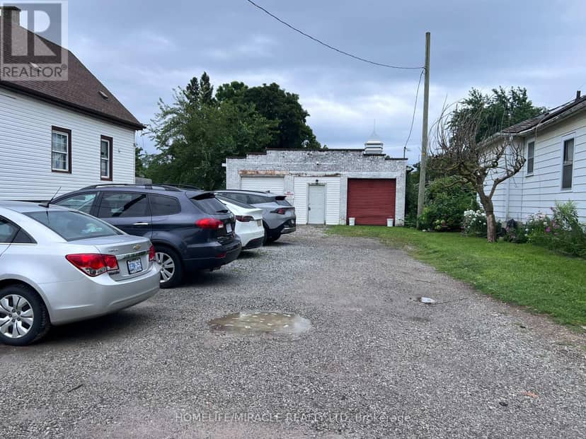 5470 Lewis Avenue, Niagara Falls, photo 2